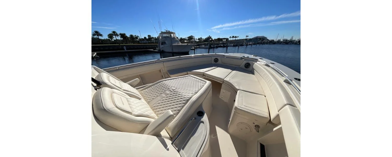 2026 Grady-White Canyon 386 Image Thumbnail #33