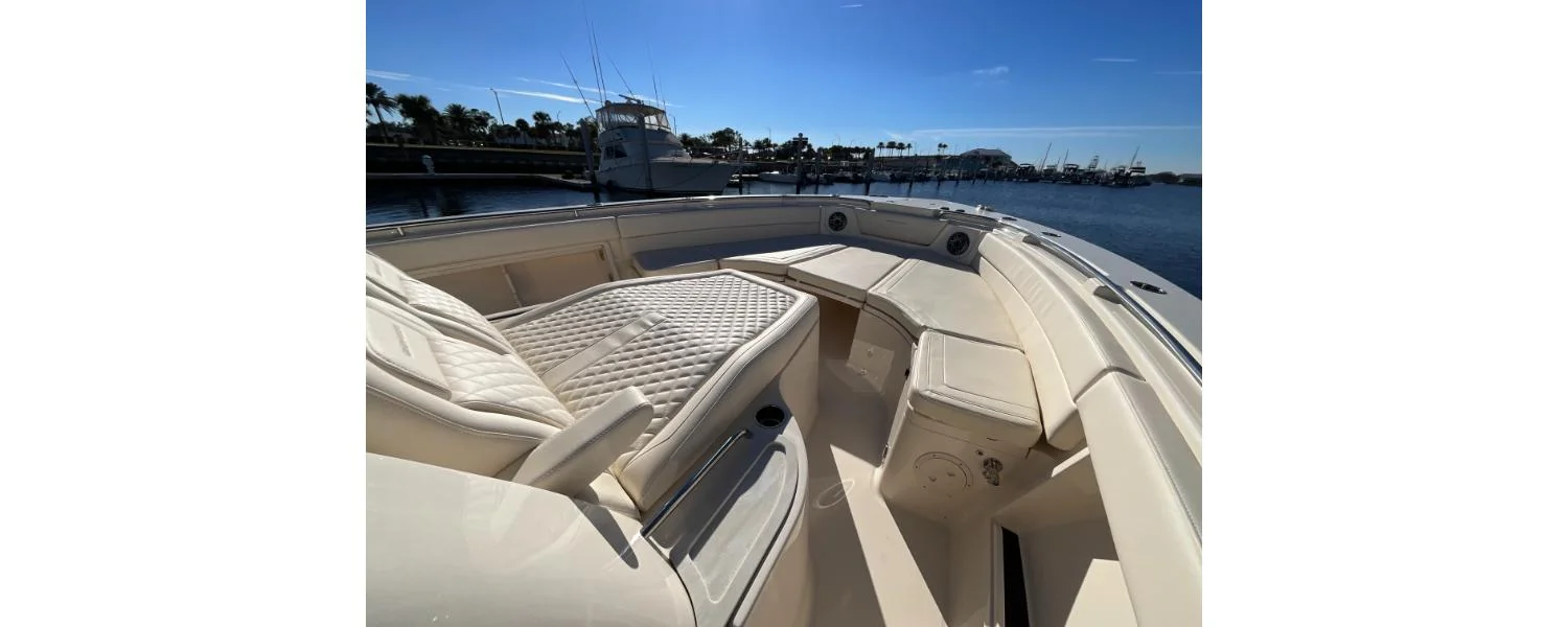 2026 Grady-White Canyon 386 Image Thumbnail #7