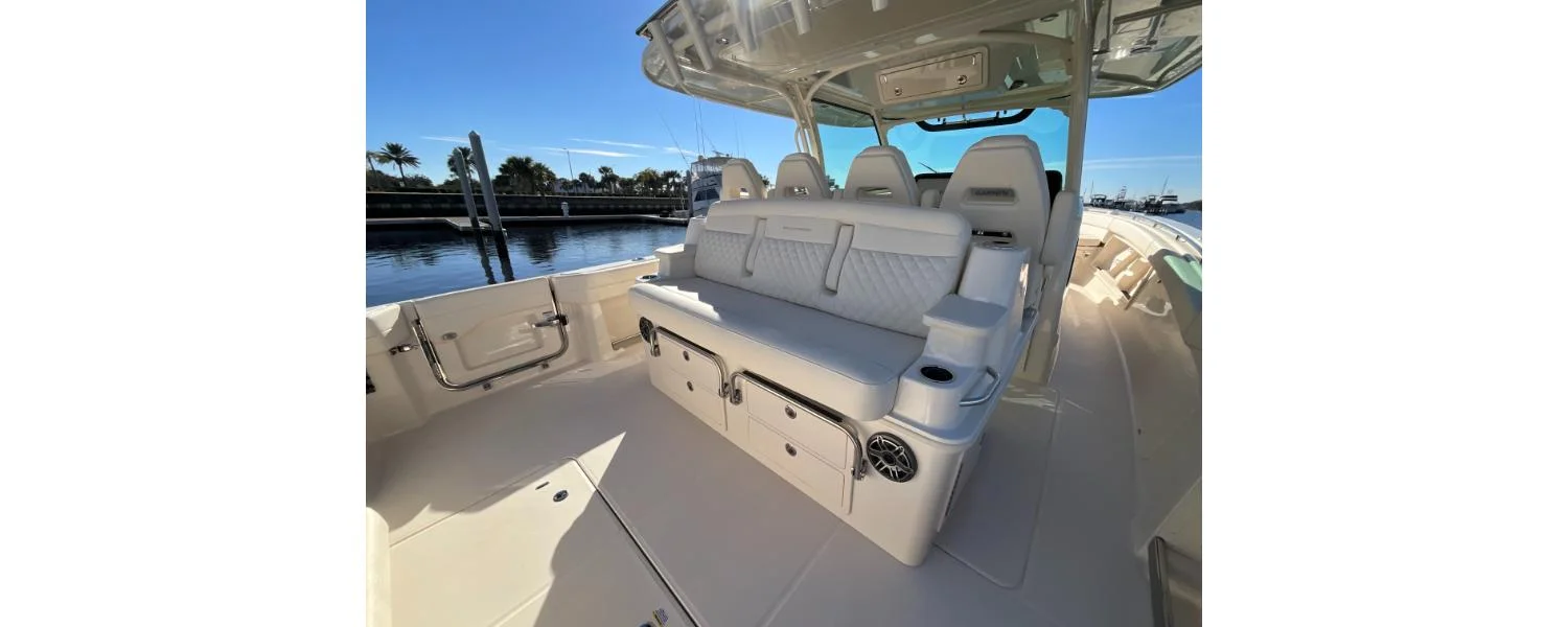 2026 Grady-White Canyon 386 Image Thumbnail #4