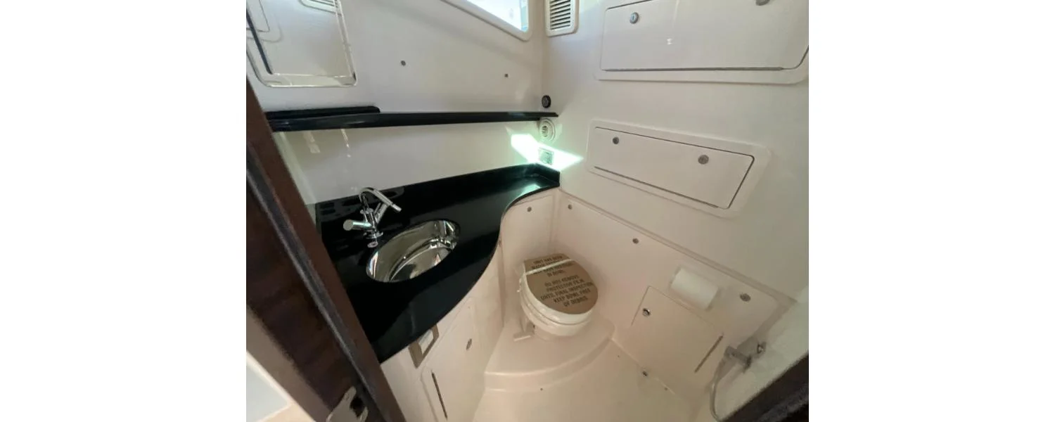 2026 Grady-White Canyon 386 Image Thumbnail #11