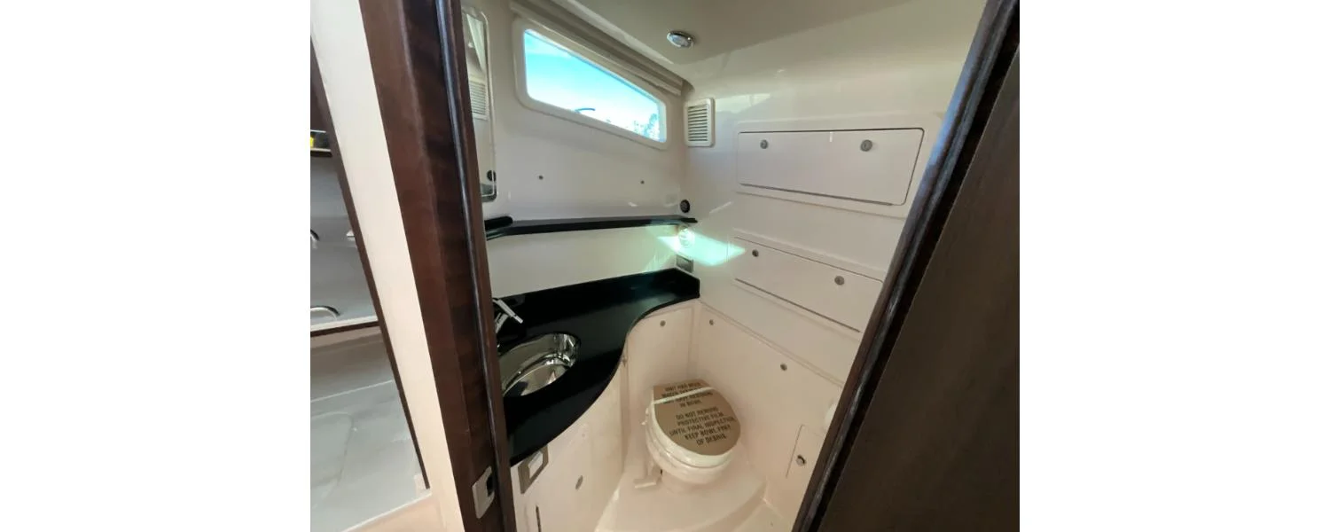 2026 Grady-White Canyon 386 Image Thumbnail #21