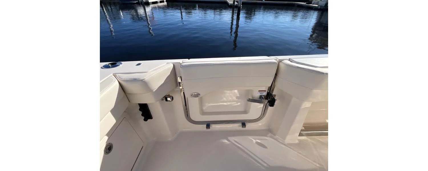 2026 Grady-White Canyon 386 Image Thumbnail #14