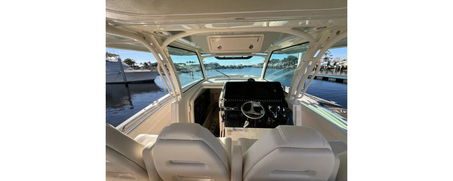 2026 Grady-White Canyon 386 Image Thumbnail #40