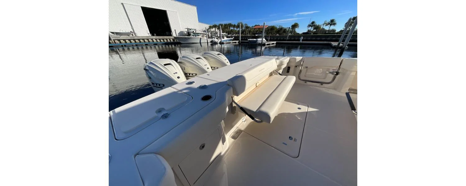 2026 Grady-White Canyon 386 Image Thumbnail #42