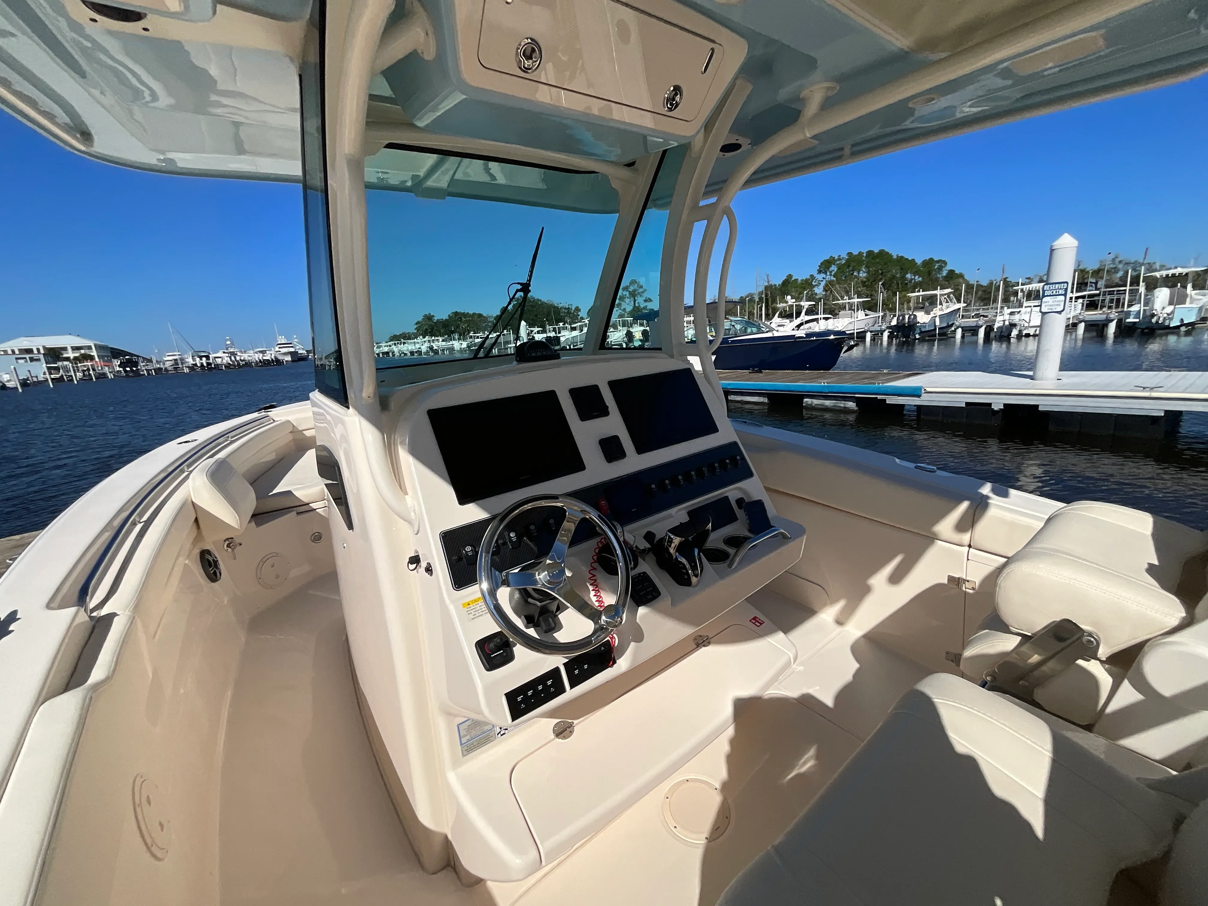 2026 Grady-White Canyon 306 Image Thumbnail #5