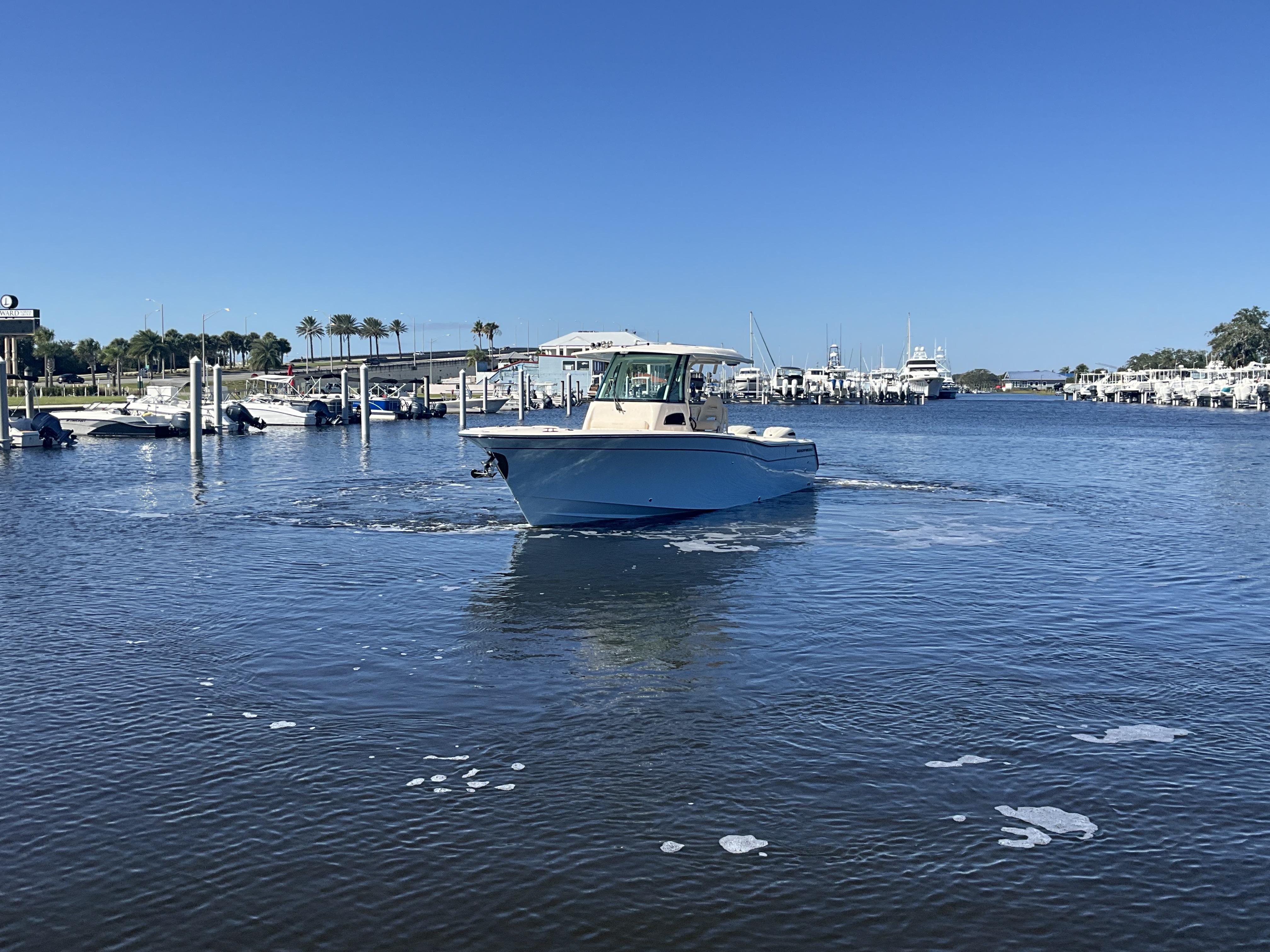 2026 Grady-White Canyon 306 Image Thumbnail #3