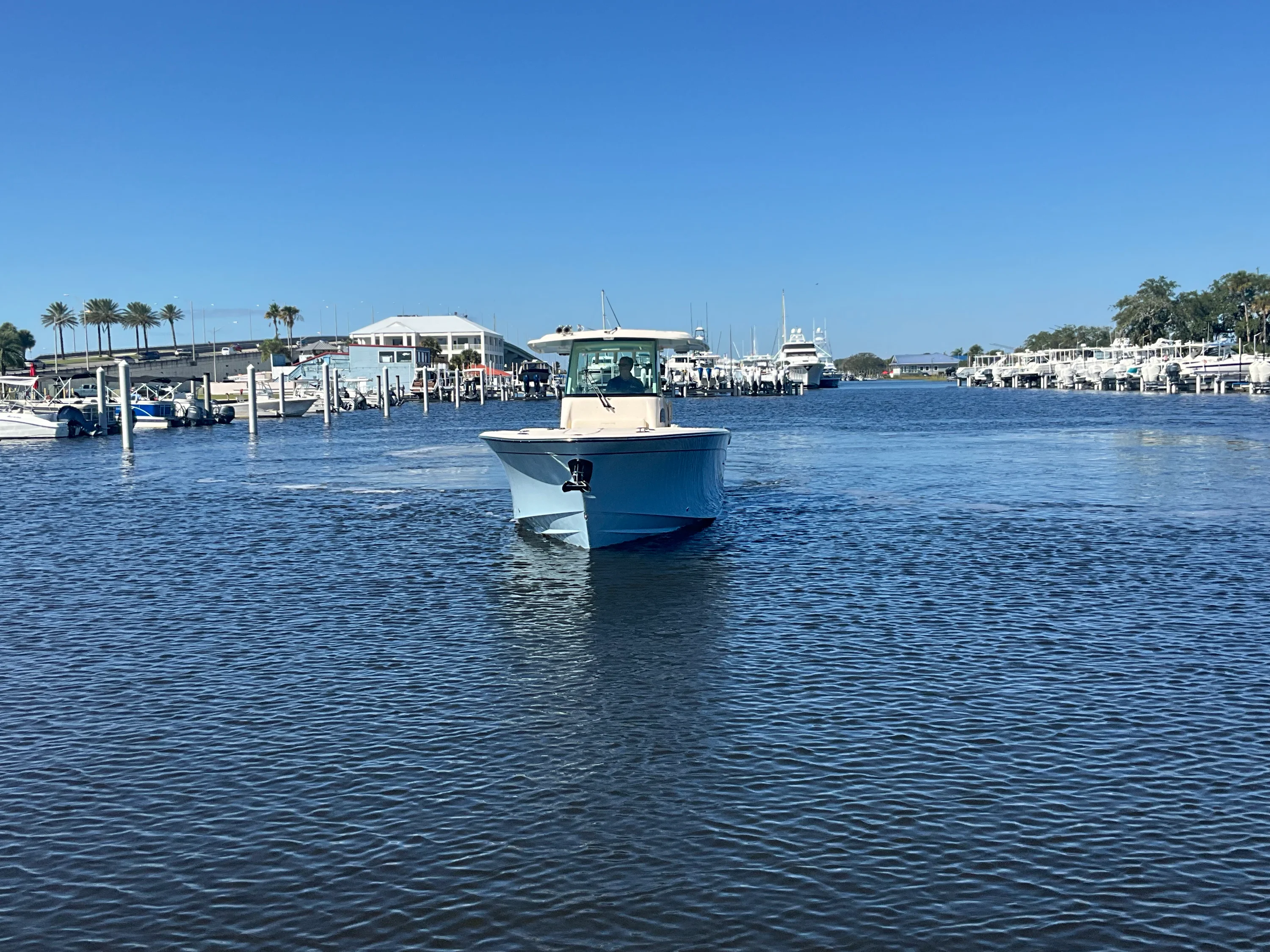 2026 Grady-White Canyon 306 Image Thumbnail #2