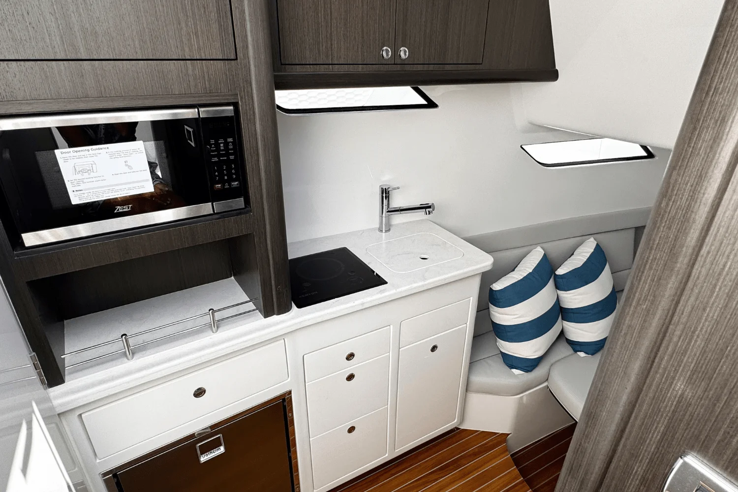 2025 Intrepid 41 Panacea Image Thumbnail #20