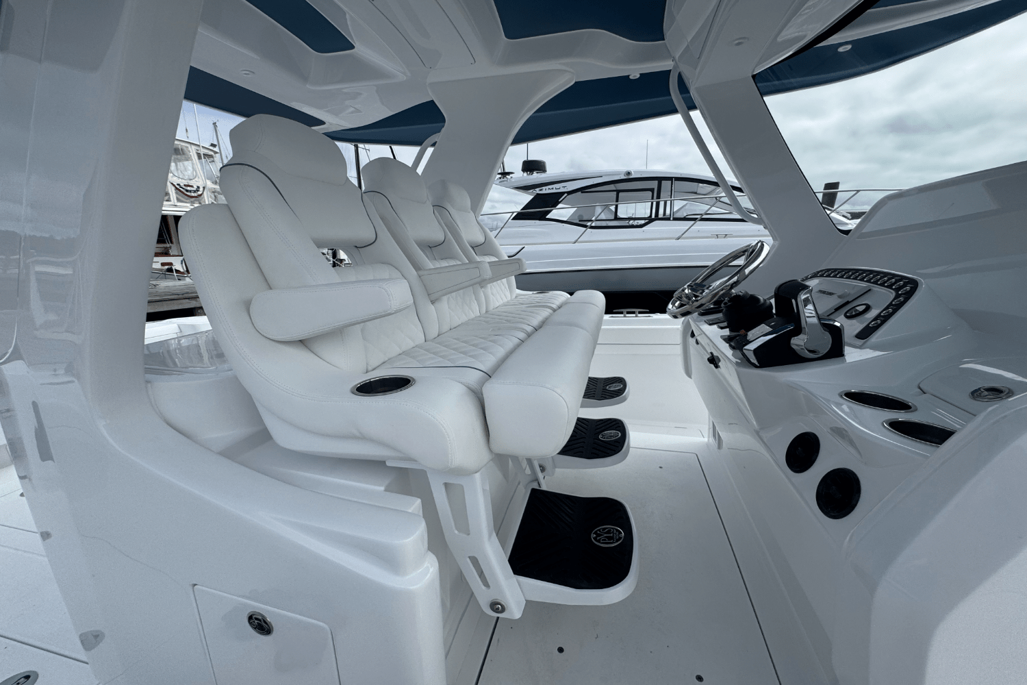 2025 Intrepid 41 PANACEA Image Thumbnail #35