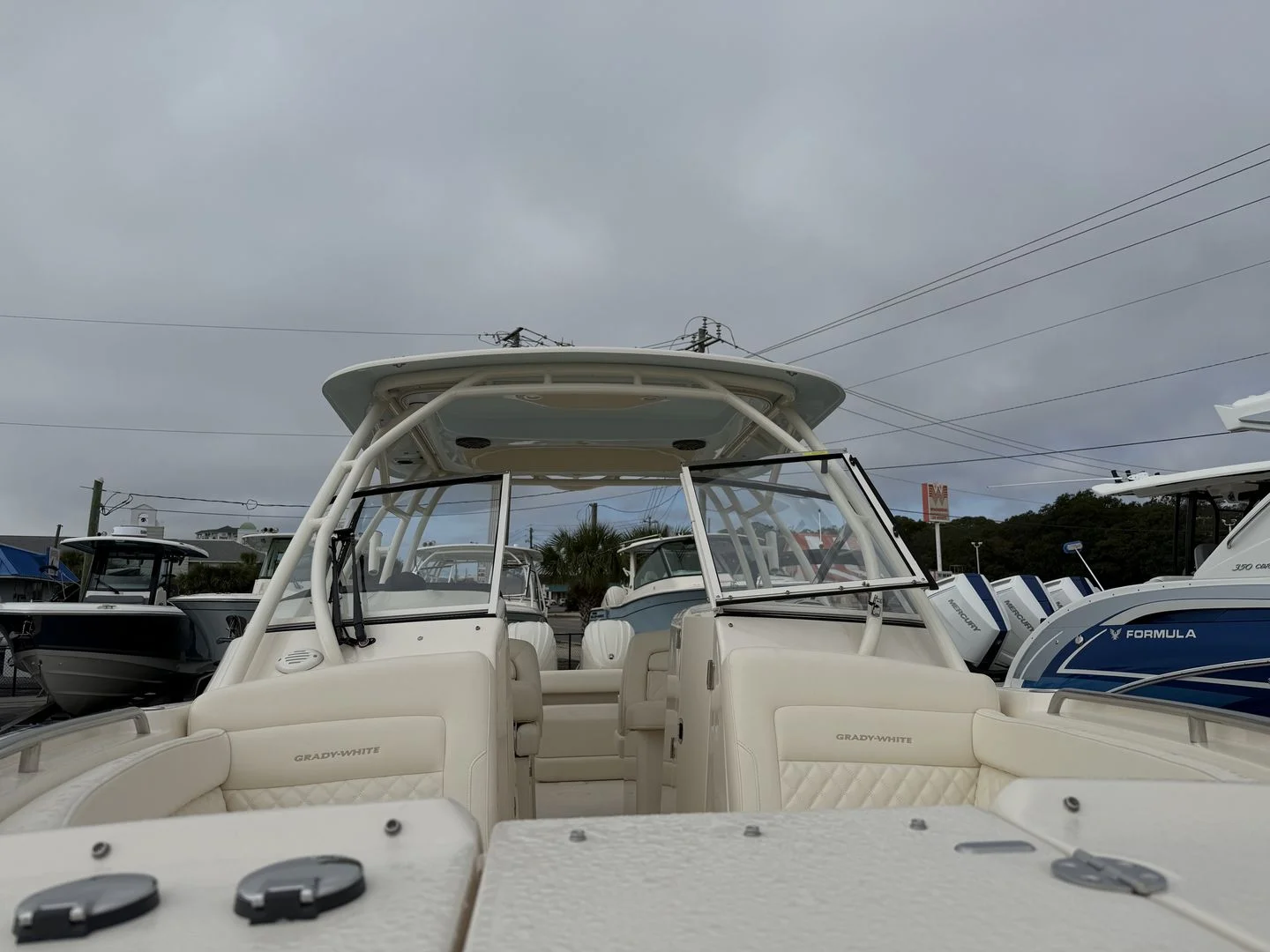 2026 Grady-White Freedom 275 Image Thumbnail #4