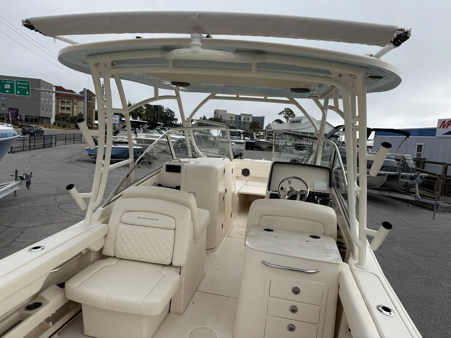 2026 Grady-White Freedom 275 Image Thumbnail #17
