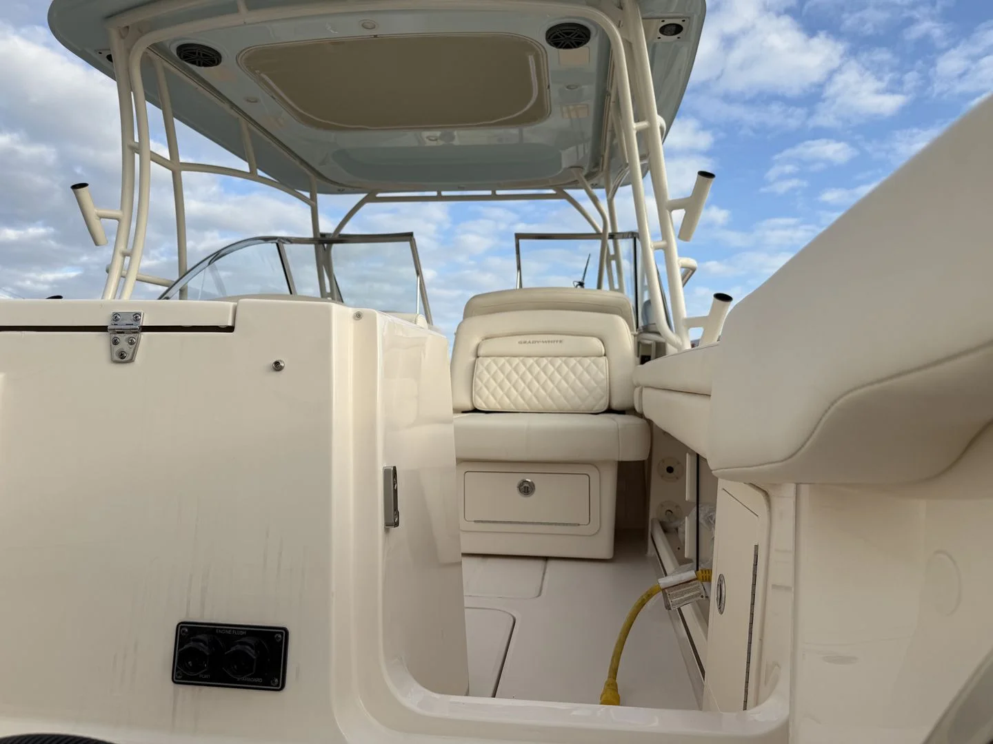 2026 Grady-White Freedom 285 Image Thumbnail #10