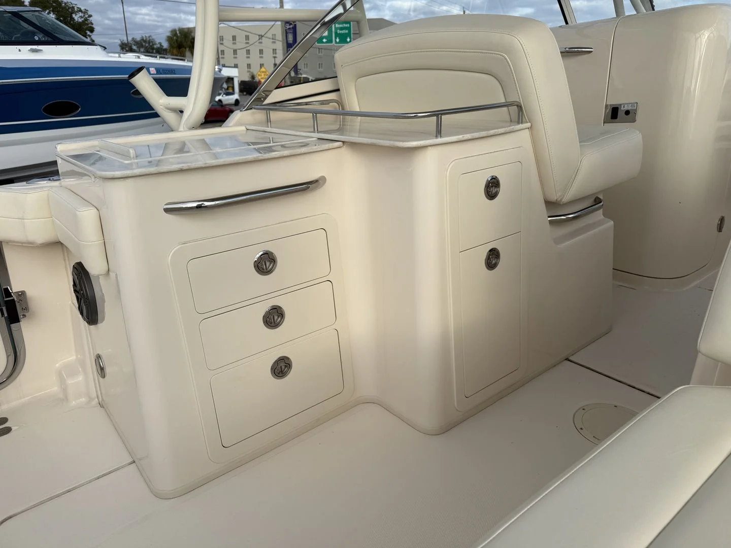 2026 Grady-White Freedom 285 Image Thumbnail #16