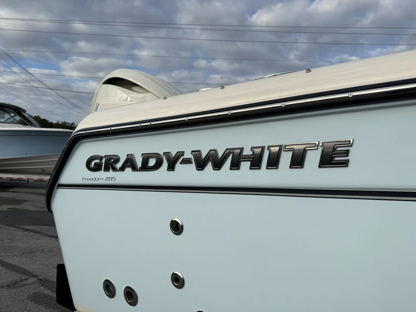 2026 Grady-White Freedom 285 Image Thumbnail #6