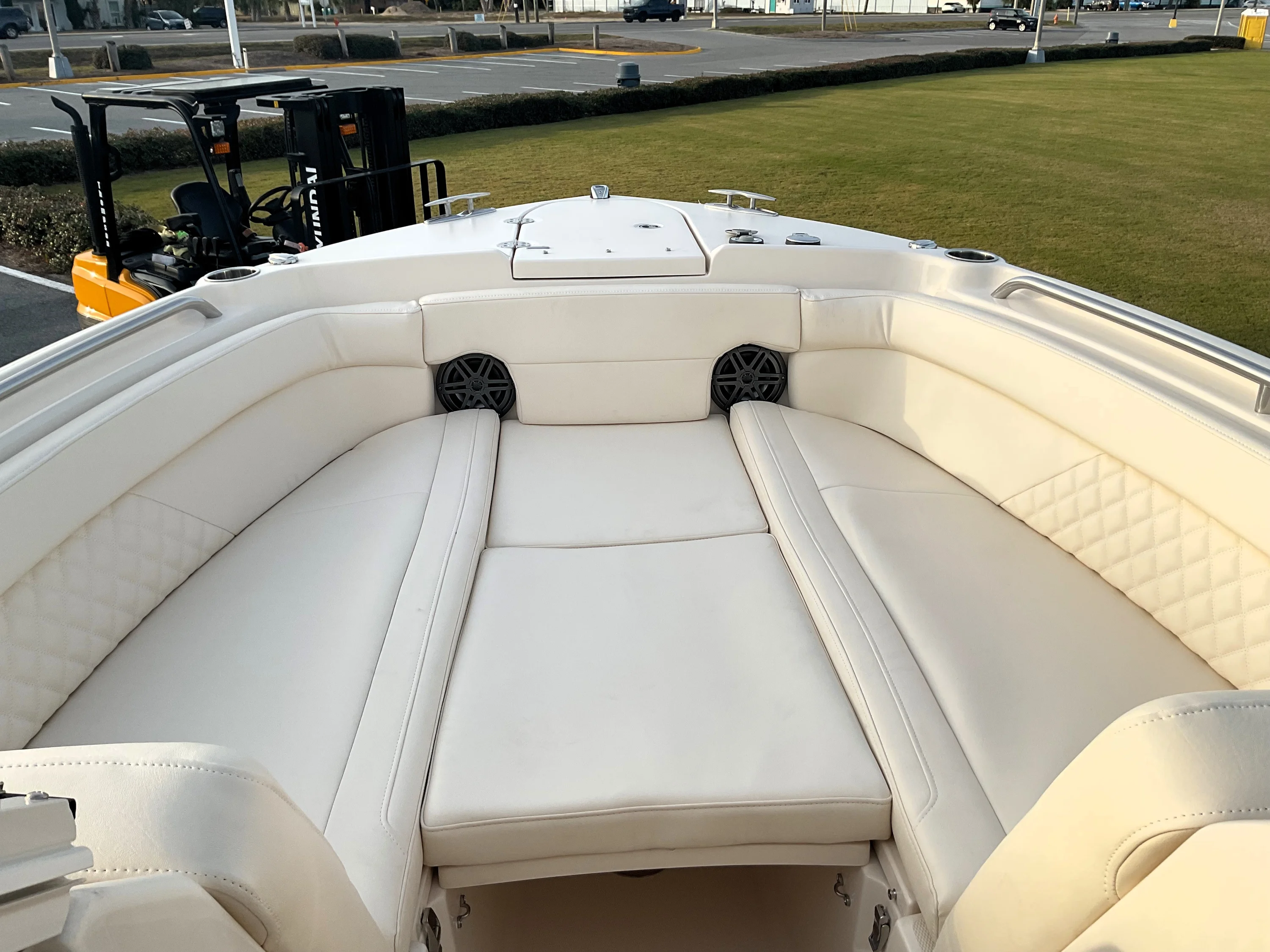 2026 Grady-White Freedom 275 Image Thumbnail #26