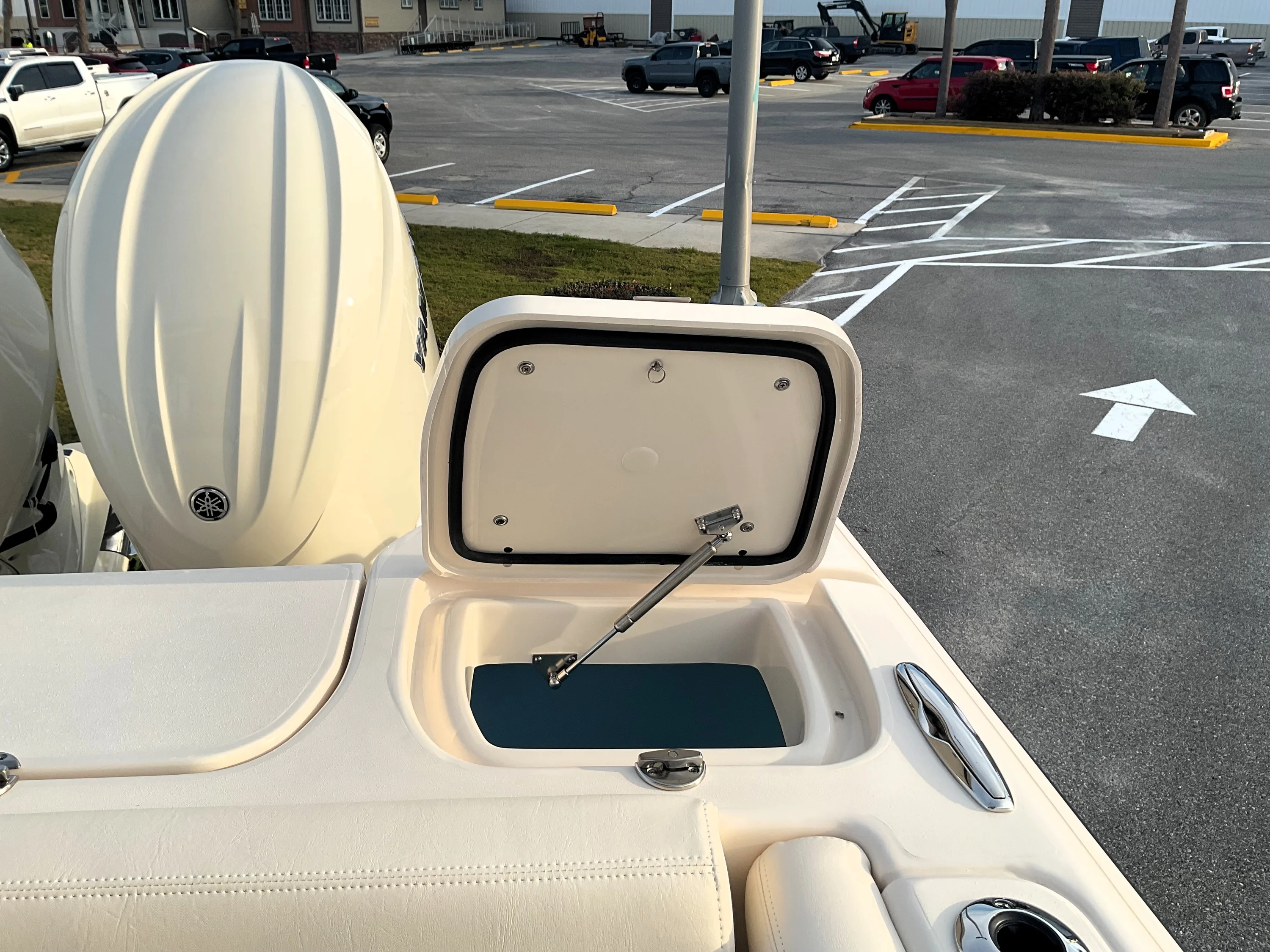 2026 Grady-White Freedom 275 Image Thumbnail #12