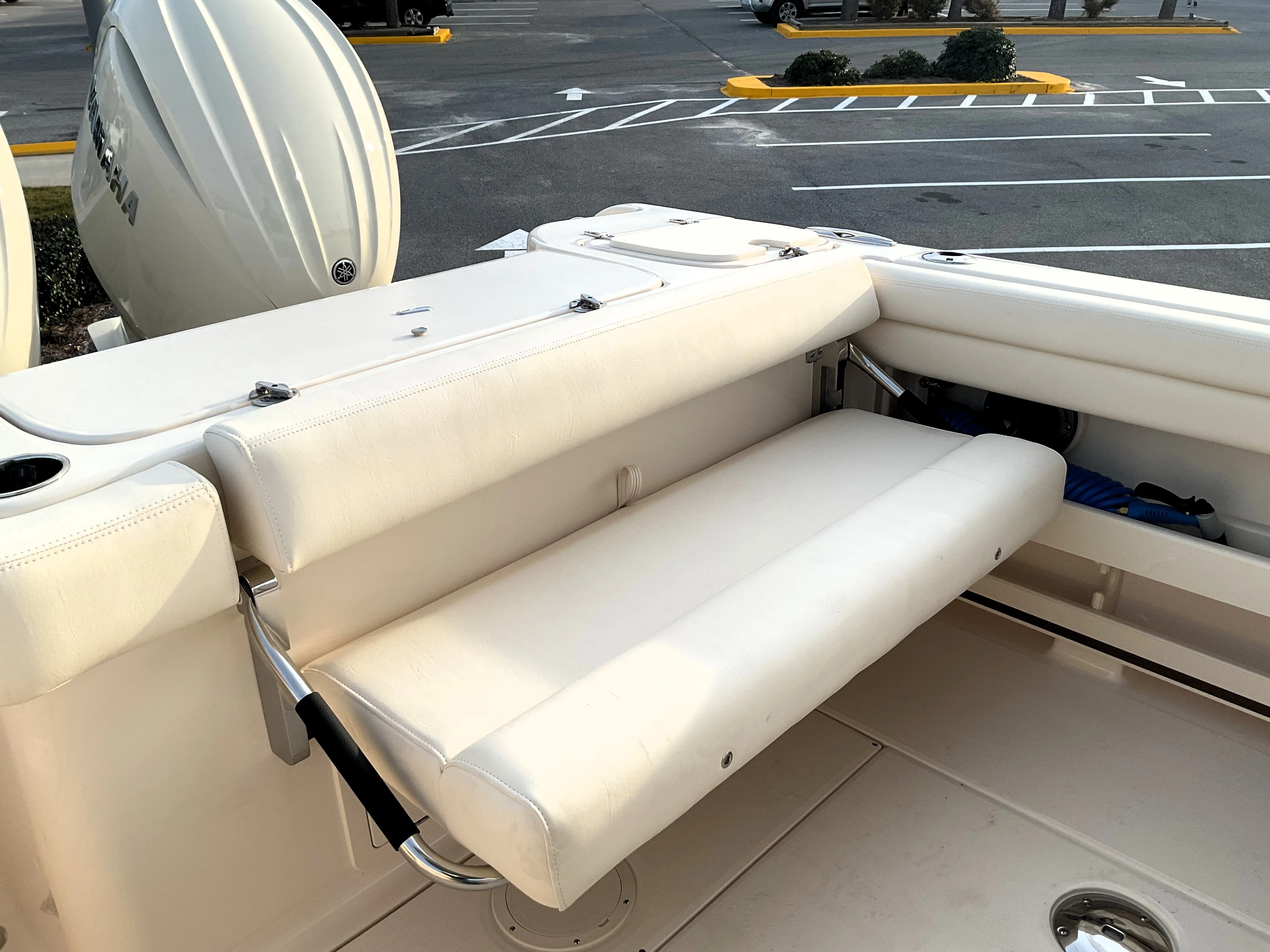 2026 Grady-White Freedom 275 Image Thumbnail #8