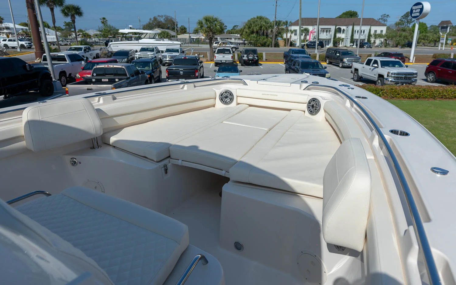 2026 Grady-White Canyon 336 Image Thumbnail #18