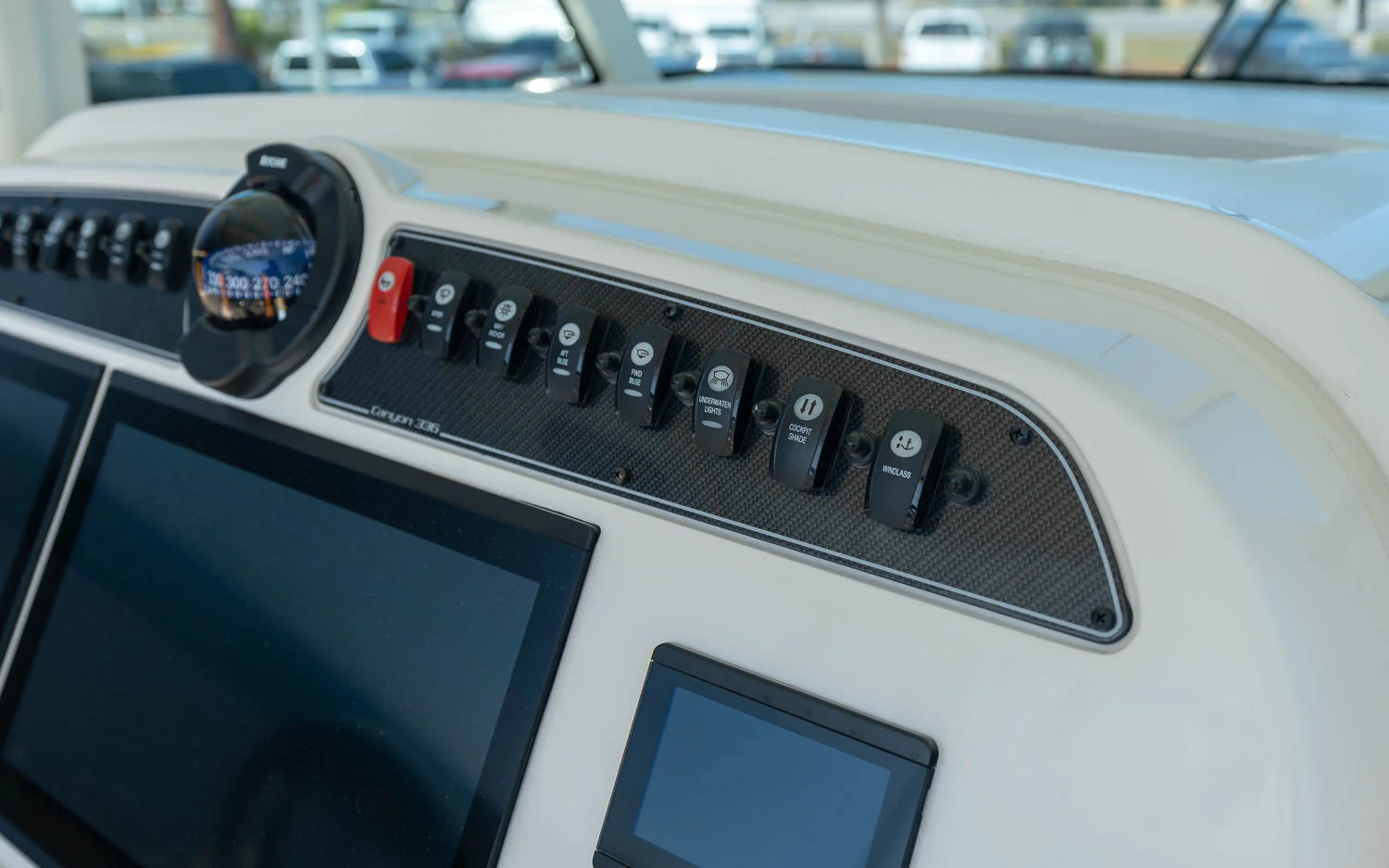 2026 Grady-White Canyon 336 Image Thumbnail #31