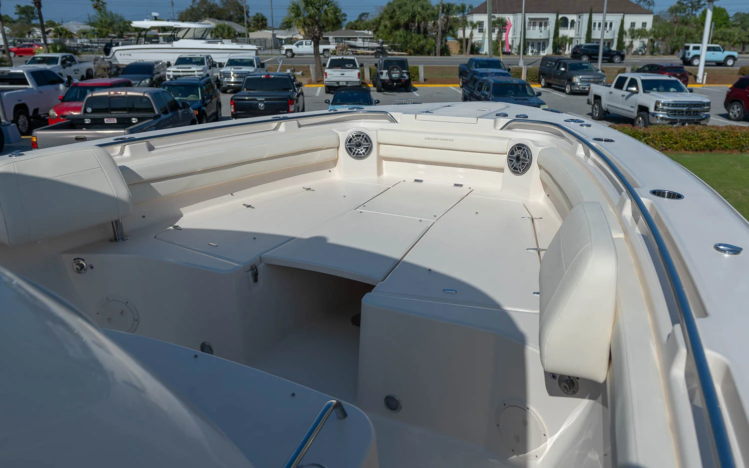 2026 Grady-White Canyon 336 Image Thumbnail #14