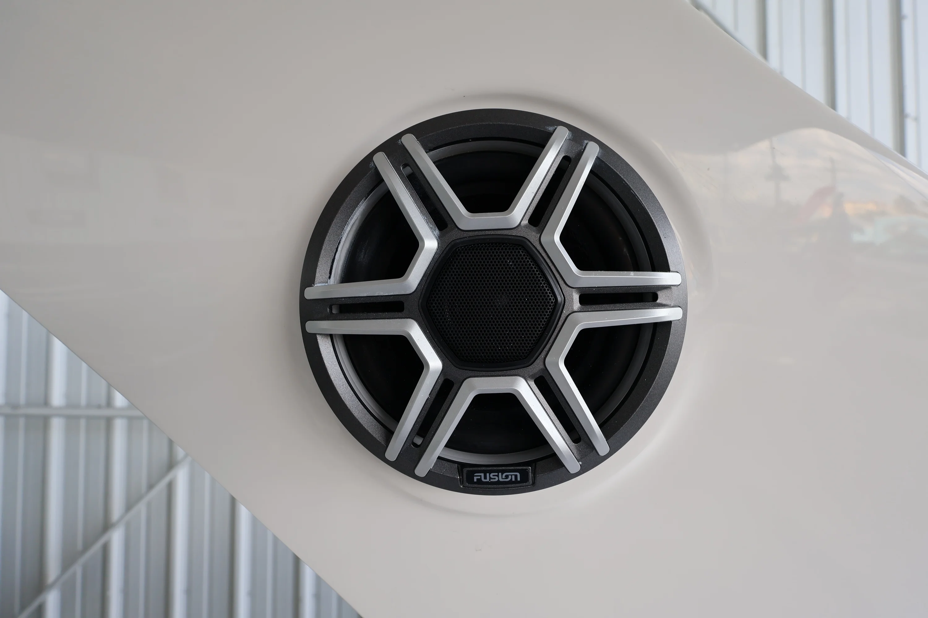 2026 Sea Ray SLX 310 Outboard Image Thumbnail #24