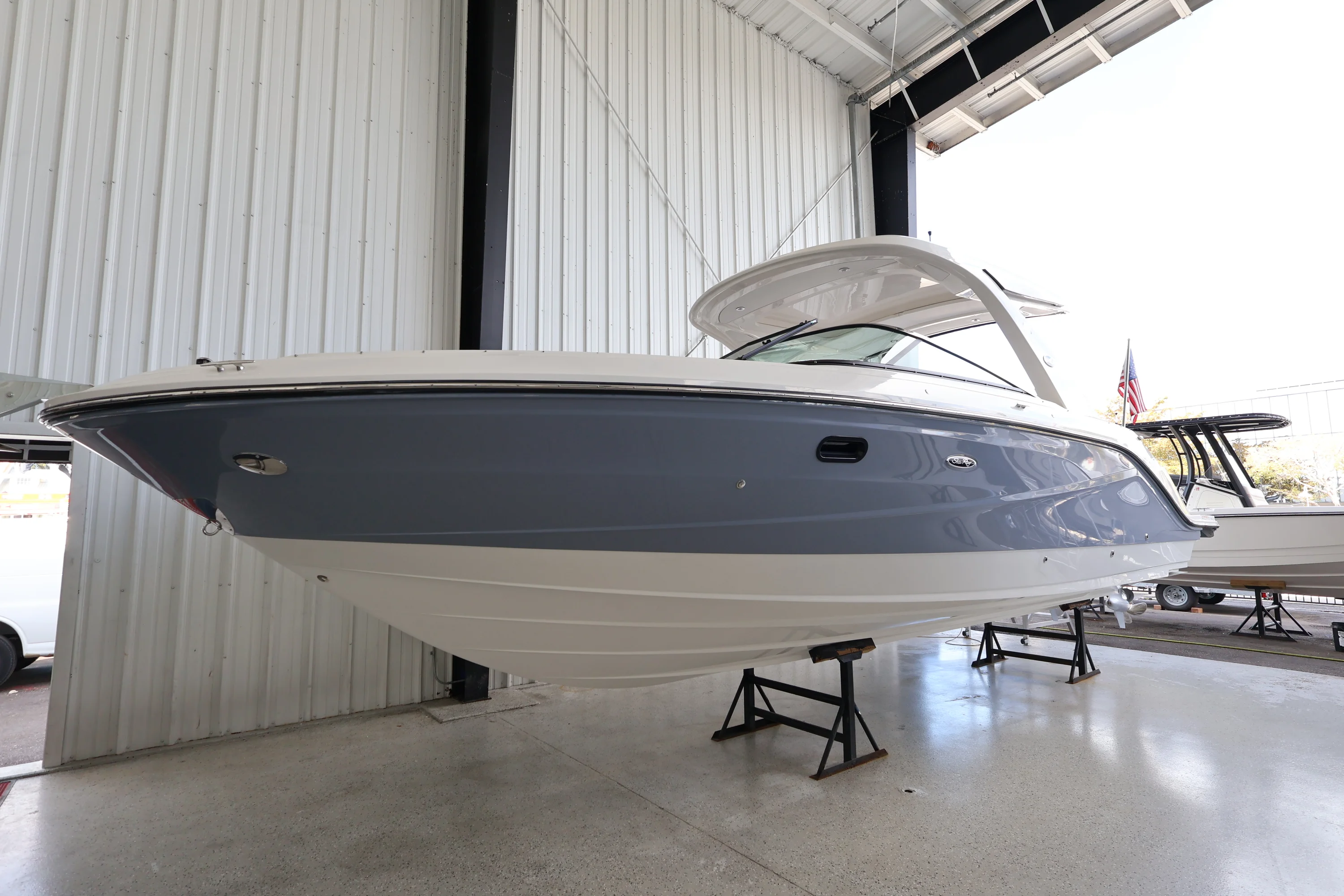 2026 Sea Ray SLX 310 Outboard Image Thumbnail #0