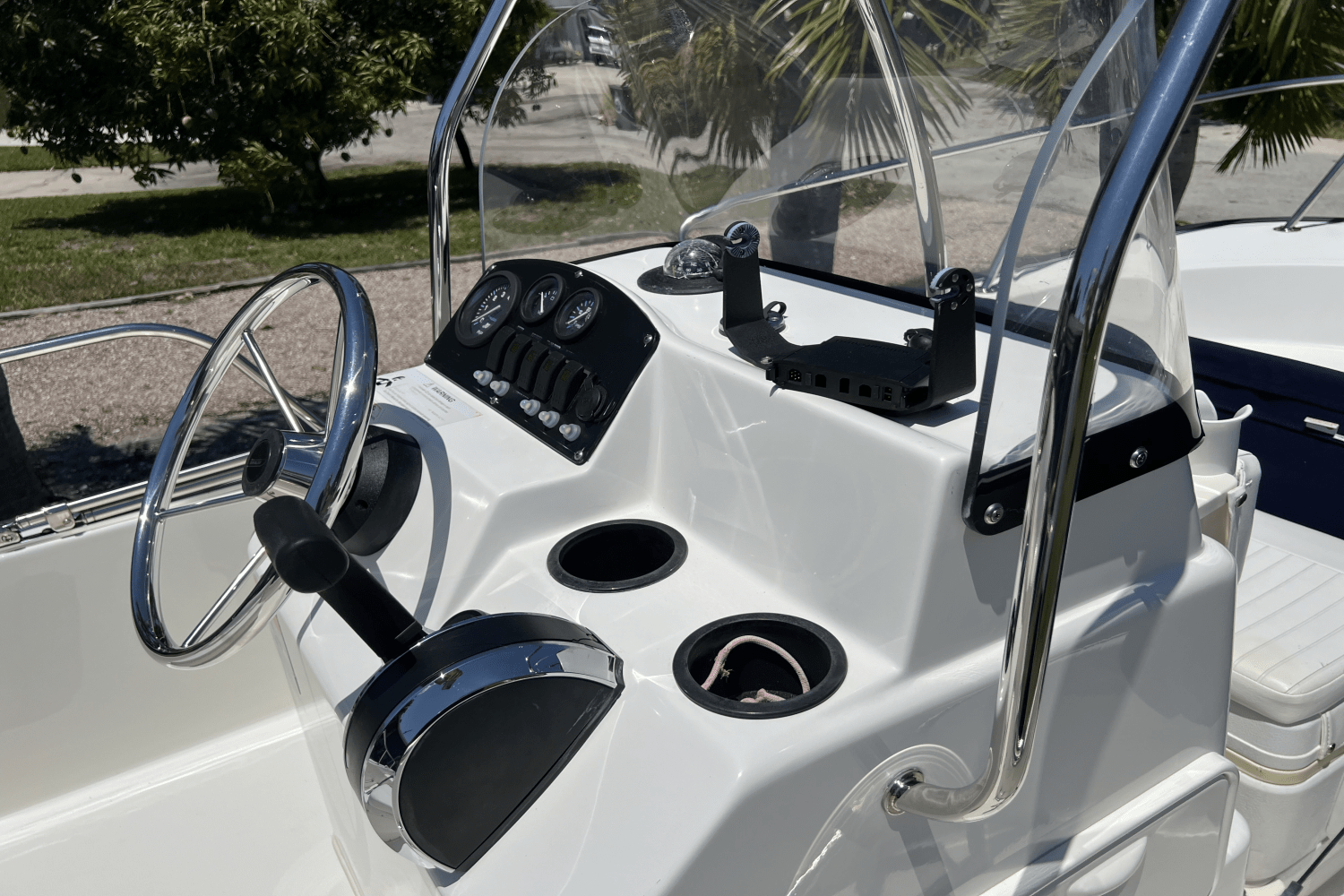 2014 Boston Whaler 170 MONTAUK Image Thumbnail #43