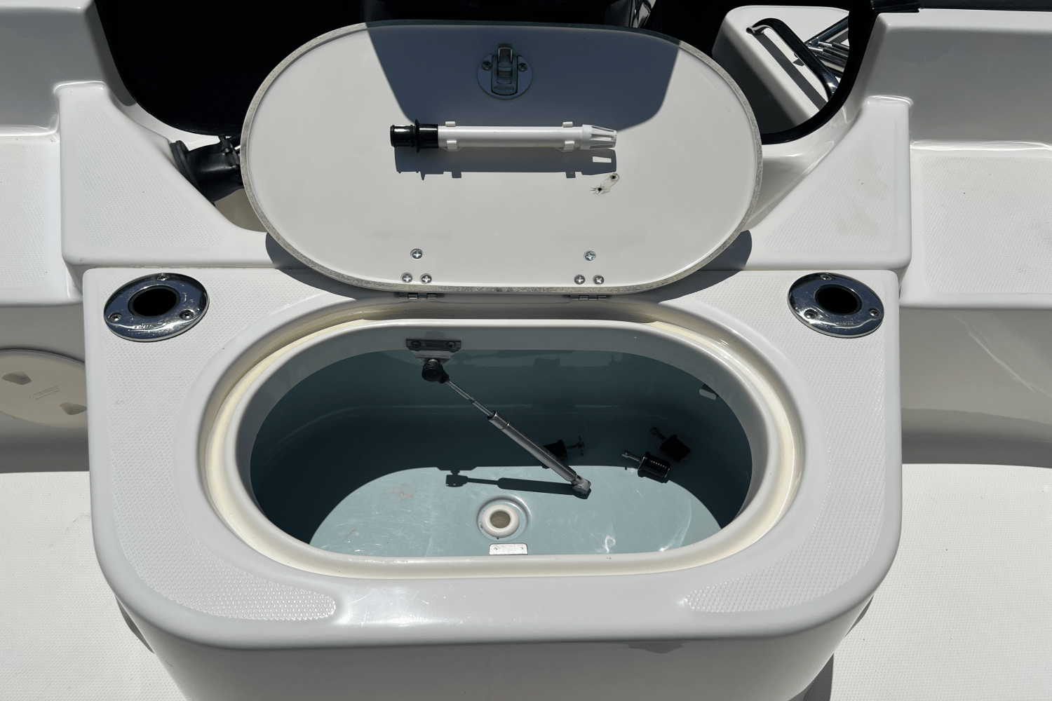2014 Boston Whaler 170 MONTAUK Image Thumbnail #20