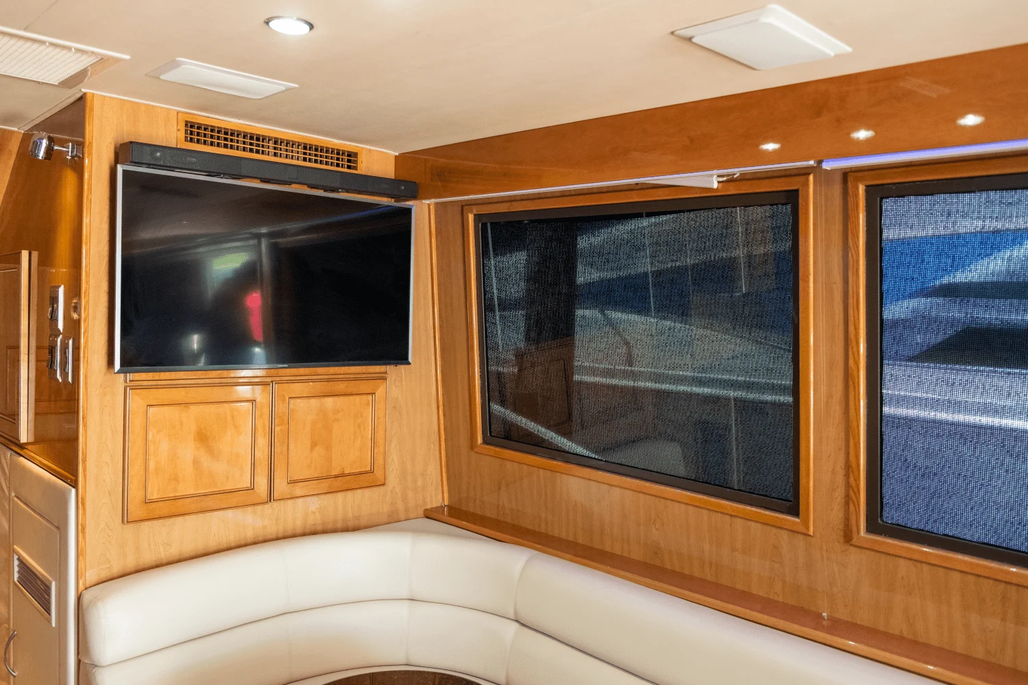 1996 Hatteras 54 CONVERTIBLE Image Thumbnail #58