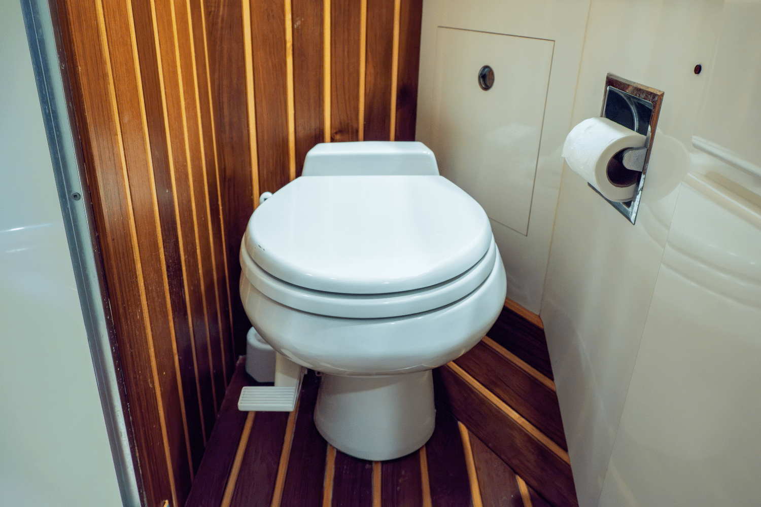 1996 Hatteras 54 CONVERTIBLE Image Thumbnail #39