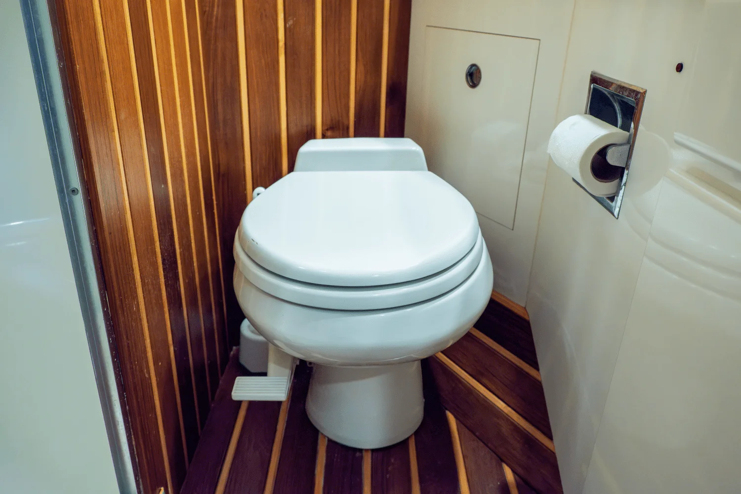 1996 Hatteras 54 CONVERTIBLE Image Thumbnail #39