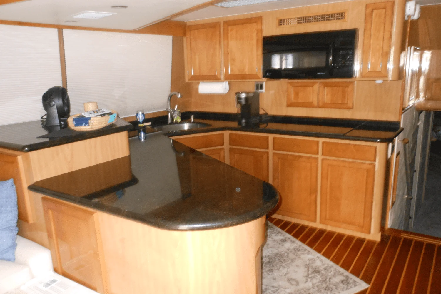 1996 Hatteras 54 CONVERTIBLE Image Thumbnail #81