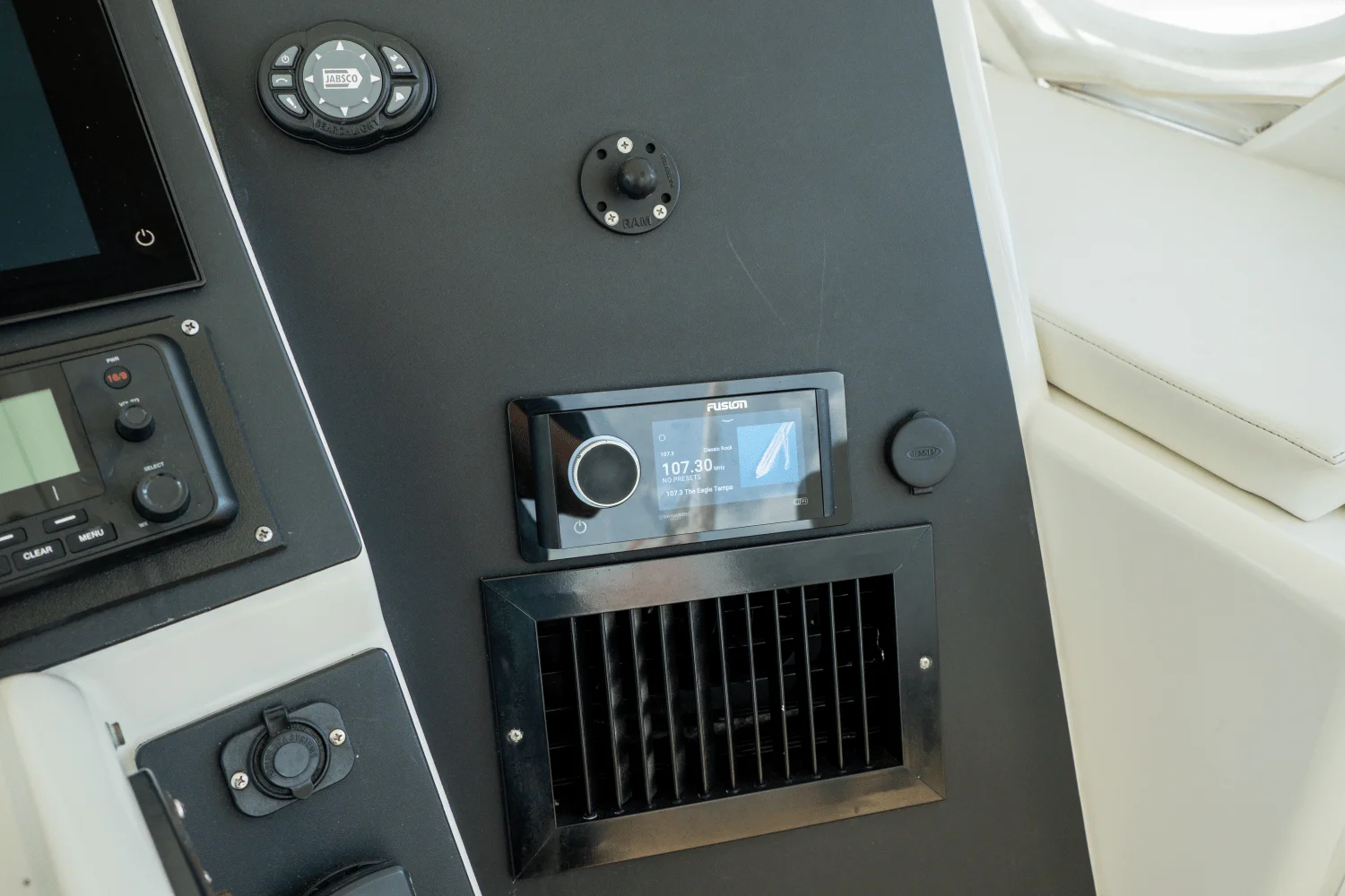 1996 Hatteras 54 CONVERTIBLE Image Thumbnail #43