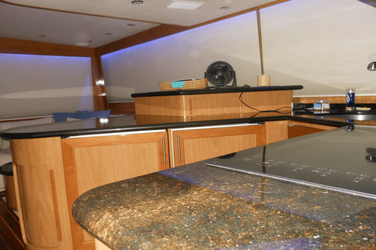 1996 Hatteras 54 CONVERTIBLE Image Thumbnail #83