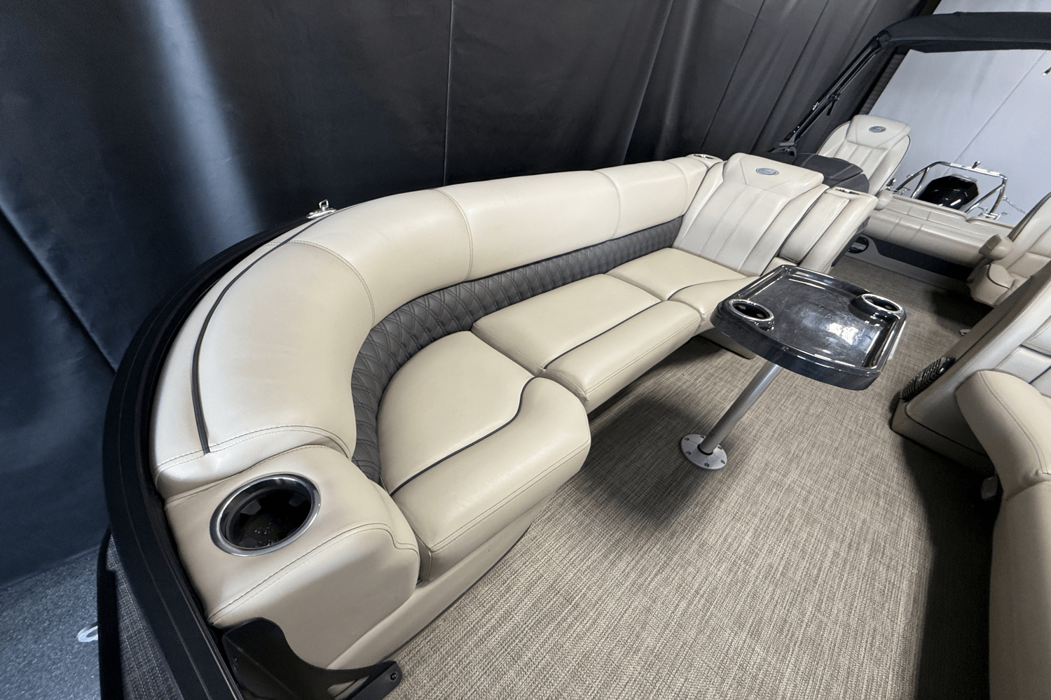 2019 Barletta LUSSO 25 UC Image Thumbnail #13