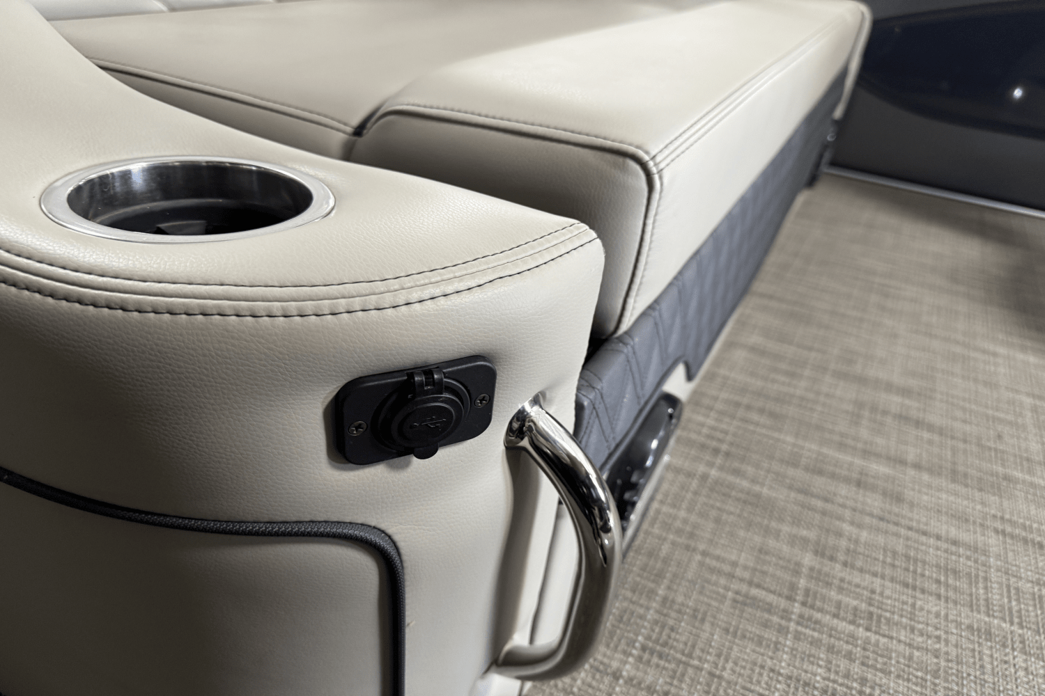 2019 Barletta LUSSO 25 UC Image Thumbnail #64