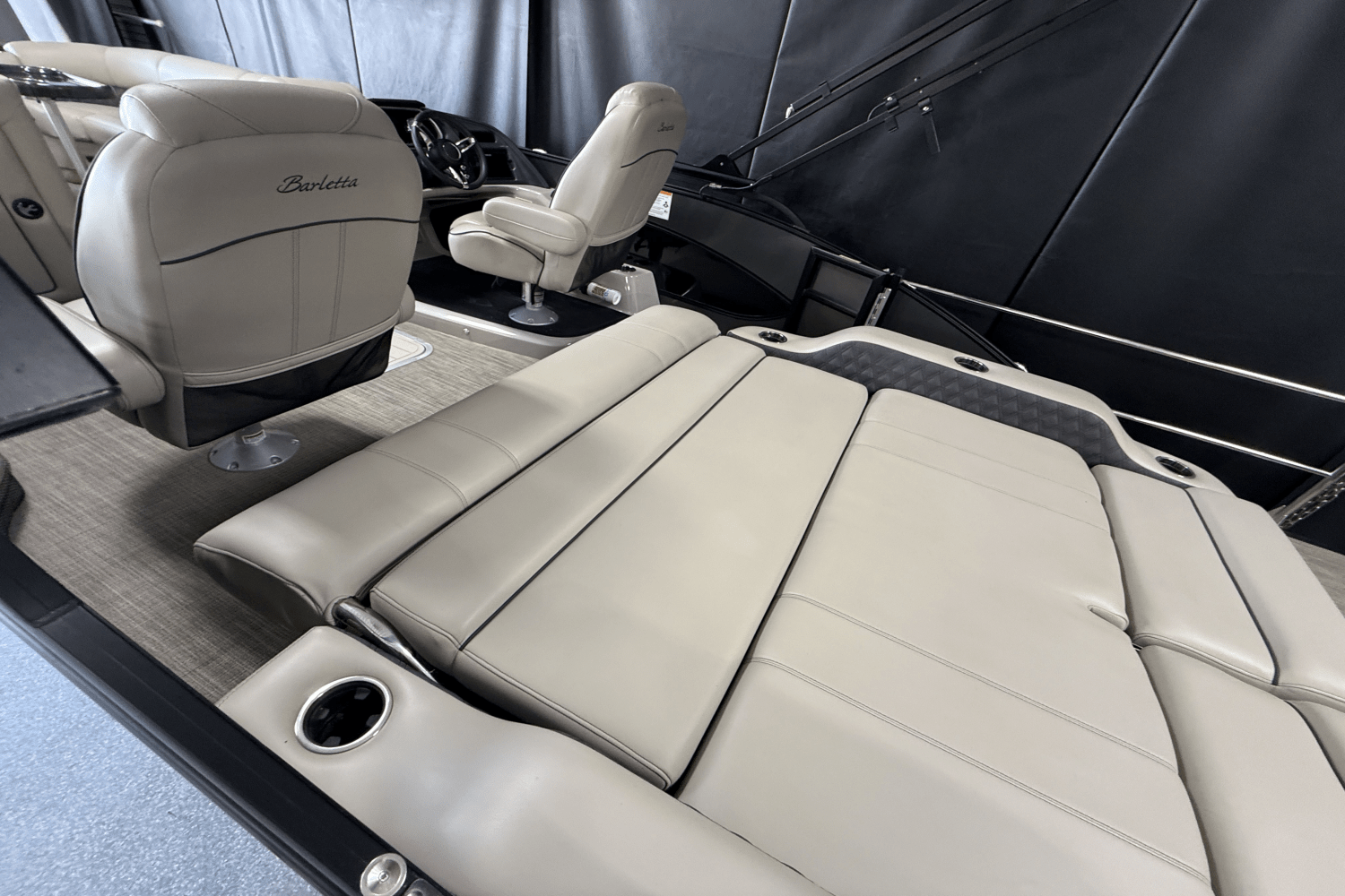 2019 Barletta LUSSO 25 UC Image Thumbnail #6