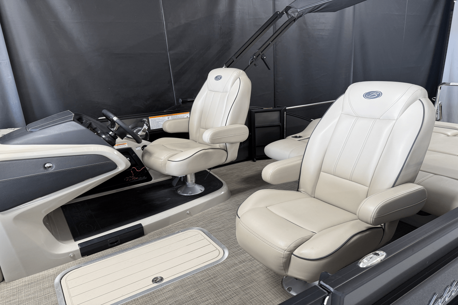 2019 Barletta LUSSO 25 UC Image Thumbnail #9