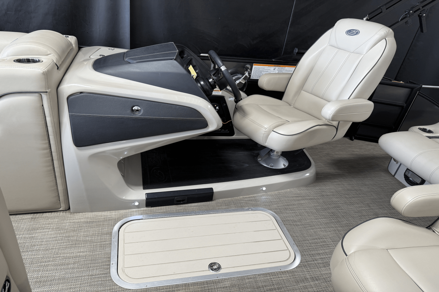 2019 Barletta LUSSO 25 UC Image Thumbnail #28