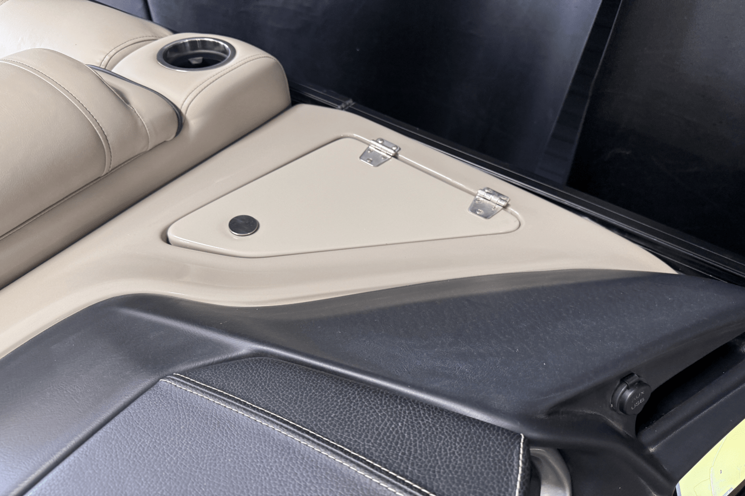 2019 Barletta LUSSO 25 UC Image Thumbnail #51