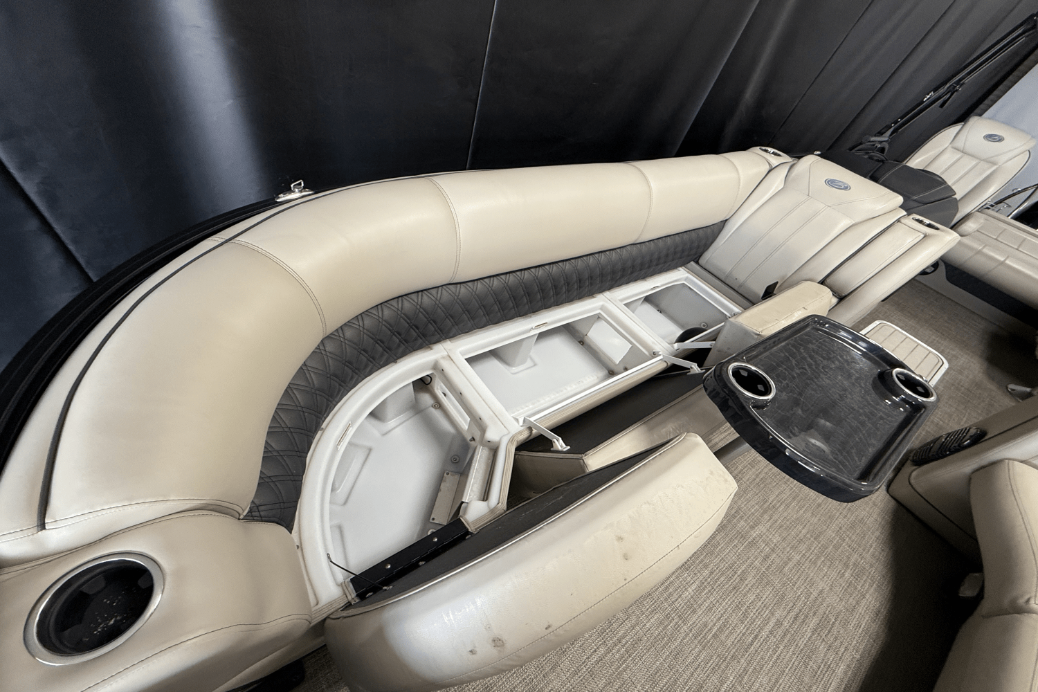2019 Barletta LUSSO 25 UC Image Thumbnail #14