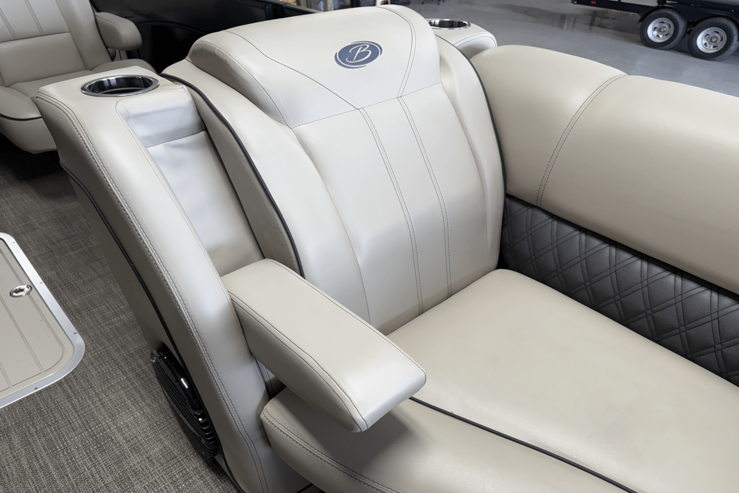 2019 Barletta LUSSO 25 UC Image Thumbnail #24