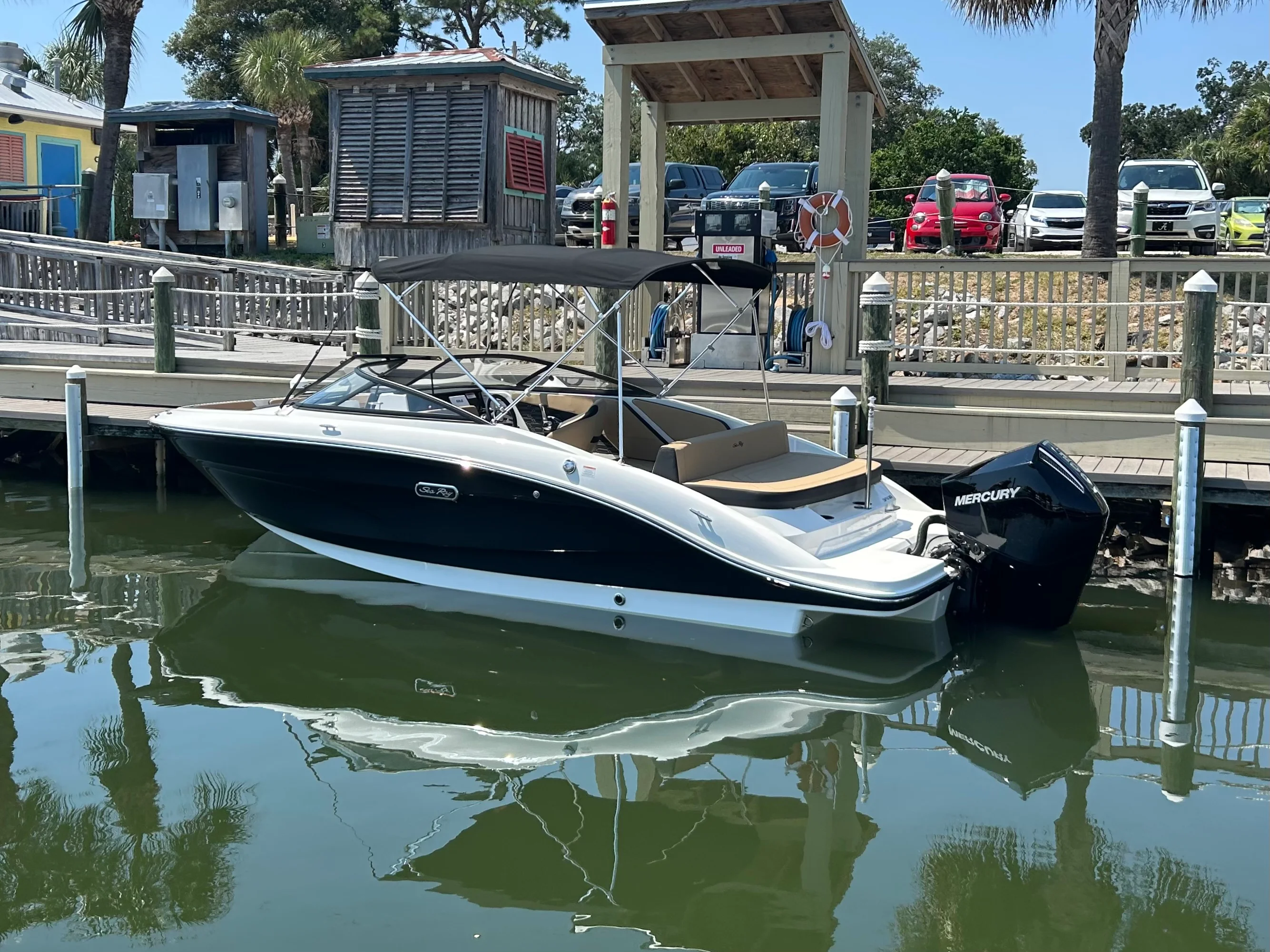 2026 Sea Ray SPX 210 Outboard Image Thumbnail #2