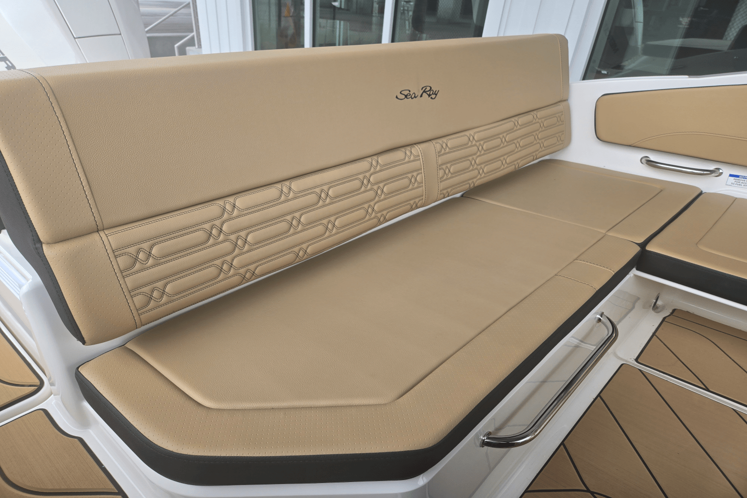 2026 Sea Ray SPX 210 Outboard Image Thumbnail #6