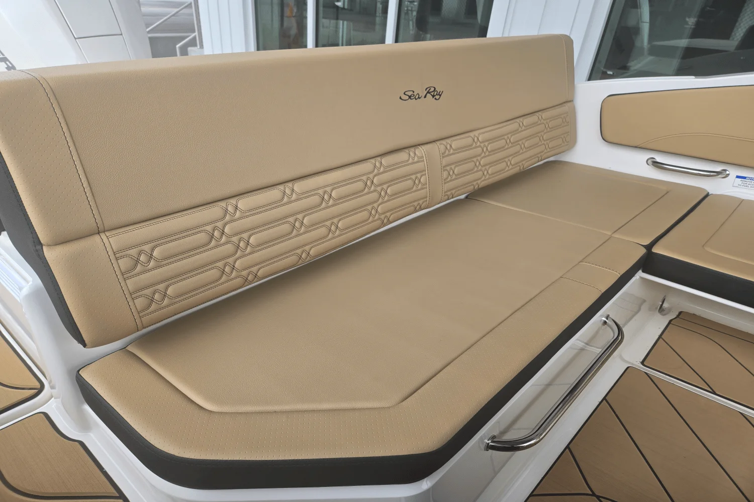 2026 Sea Ray SPX 210 Outboard Image Thumbnail #6