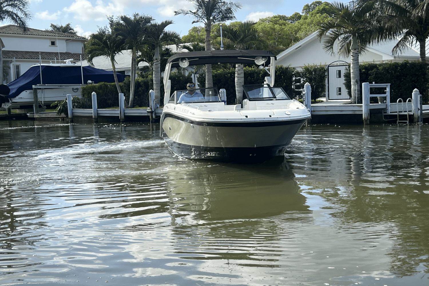 2020 Sea Ray 270 SDX-OB Image Thumbnail #5
