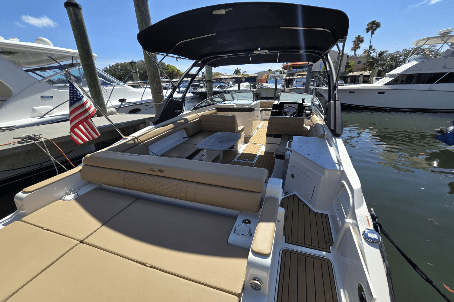 2024 Sea Ray 290 SDX-OB Image Thumbnail #2