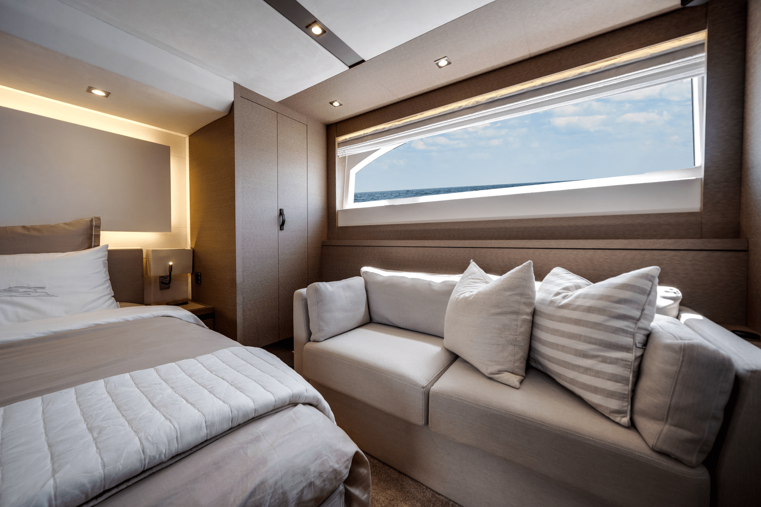 2021 Prestige
                                                             630 FLY Image Thumbnail #29