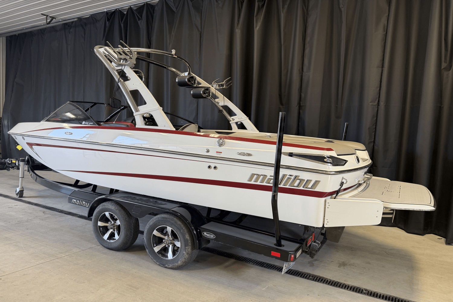 2013 Malibu 21VLX Image Thumbnail #3
