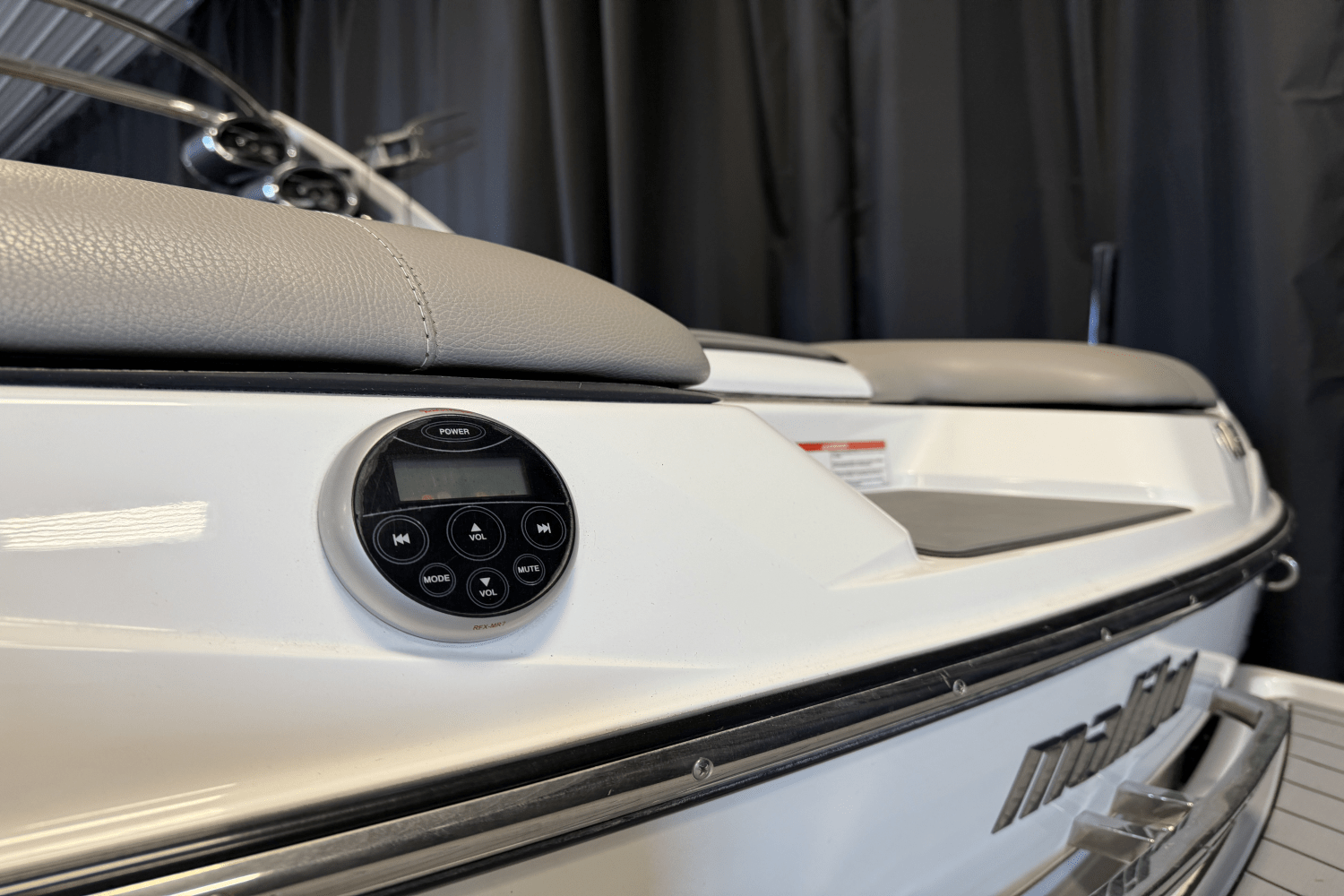 2013 Malibu 21VLX Image Thumbnail #8